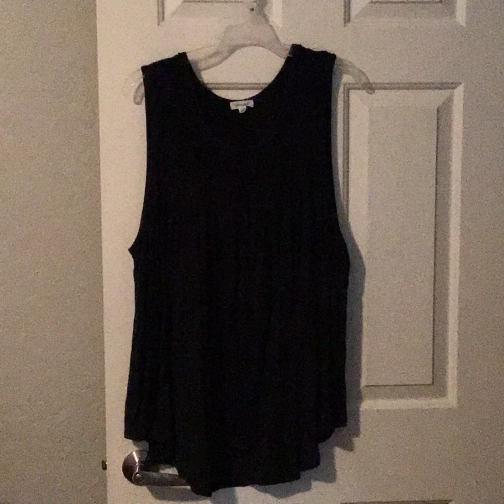 Women’s 2x plus navy tank by eyeshadow